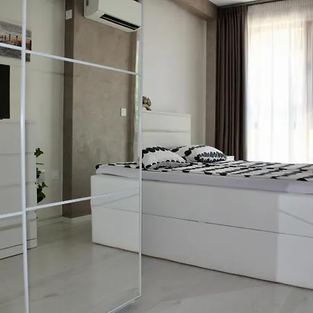 Cozy By The Sea Apartment Burgas City